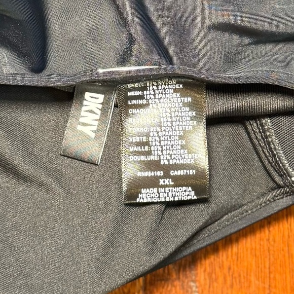 NWOT DKNY Halter One Piece Swimsuit Black Tummy Control Vacation Resort XXL - Picture 9 of 12